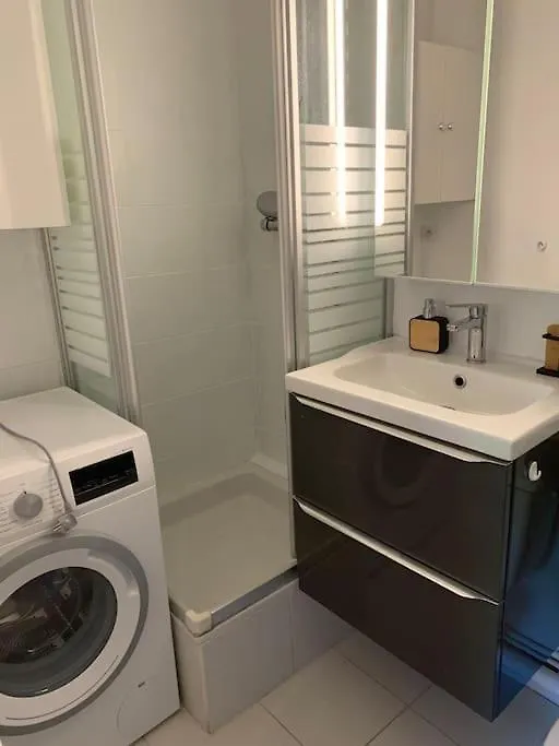 Charmant T2 Renove Proche Plage Et Commerces Bormes-les-Mimosas